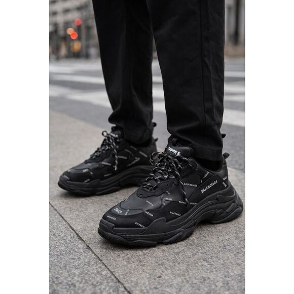 Balenciaga All Over Triple S Black Logo Lace Low Top Sneakers Men’s Us 10 EU 43 main image 11